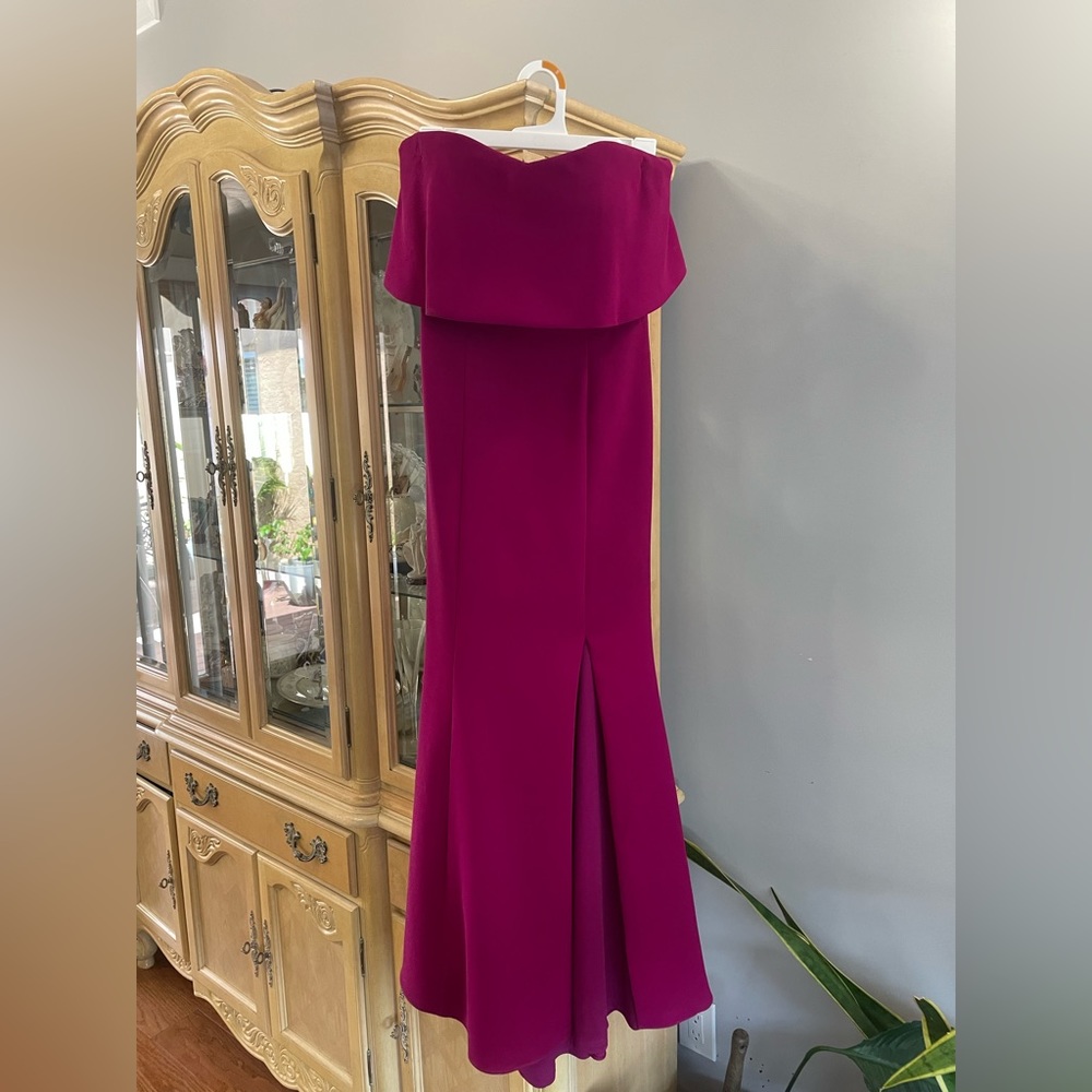 Xscape Women’s Strapless Gown WORN ONCE